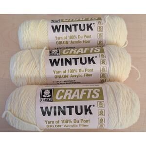 🦃Wintuck 03 Baby Yellow Yarn Lot